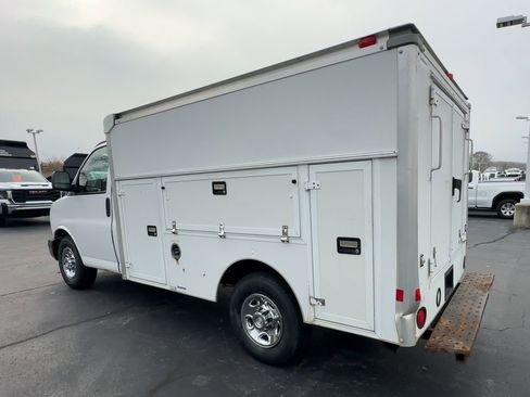 Used 2014 Chevrolet Express 3500 image 6