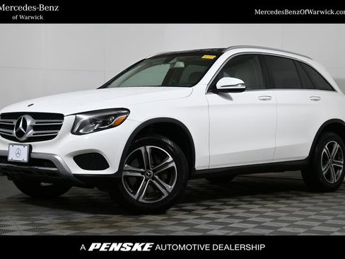 Used 2019 Mercedes-Benz GLC 300 4MATIC image 1
