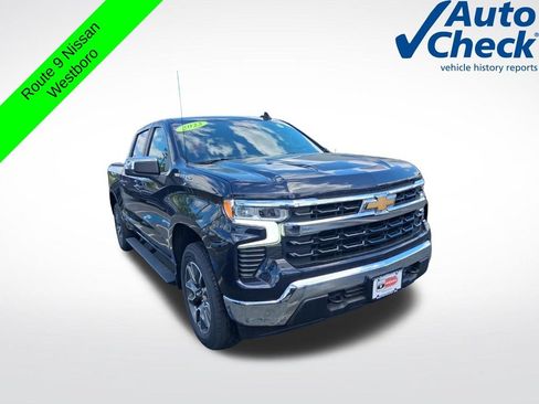 Used 2023 Chevrolet Silverado 1500 LT AWD/4WD image 2