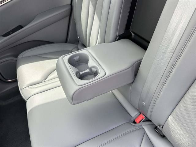Certified 2022 Lincoln Nautilus Reserve w/ Monochromatic Package AWD/4WD image 11