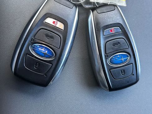 Certified 2025 Subaru Outback Onyx Edition AWD/4WD image 21