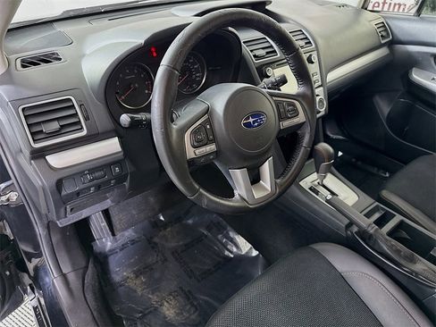 Used 2017 Subaru Crosstrek 2.0i Premium image 16