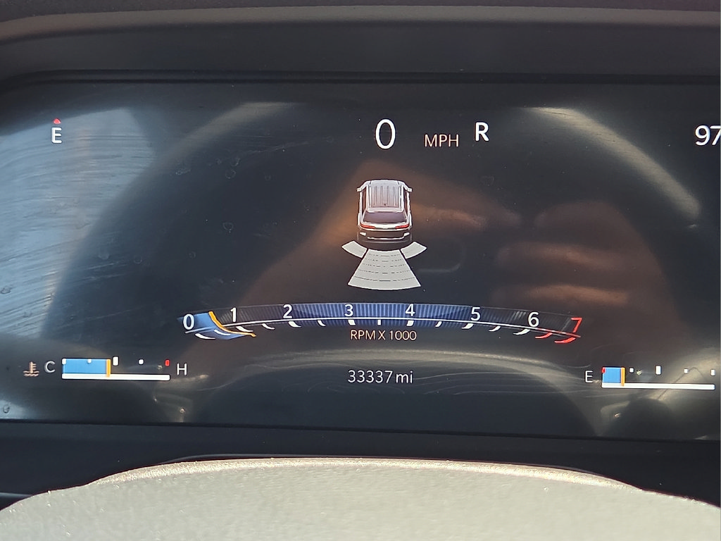 Used 2024 Jeep Grand Cherokee L Laredo RWD image 24