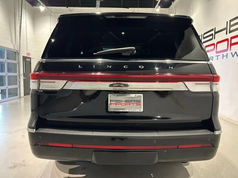 Used 2024 Lincoln Navigator Reserve w/ Equipment Group 201A AWD/4WD image 6
