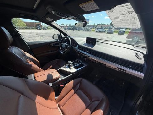Used 2019 Audi Q7 2.0T Premium Plus w/ Premium Plus Package AWD/4WD image 24
