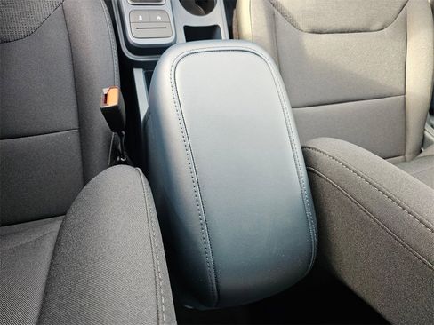 New 2026 Ford Maverick XL image 24