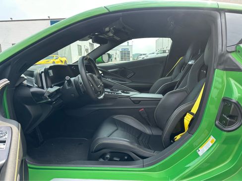 Used 2026 Chevrolet Corvette Z06 w/ Stealth Interior Trim Package RWD image 9