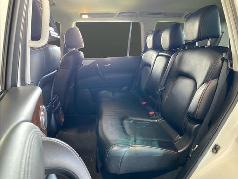 Used 2017 Nissan Armada Platinum image 31