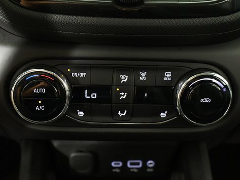 Used 2023 Chevrolet TrailBlazer LT w/ Convenience Package AWD/4WD image 47