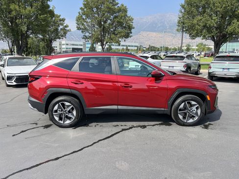 Certified 2026 Hyundai Tucson SEL AWD/4WD image 6