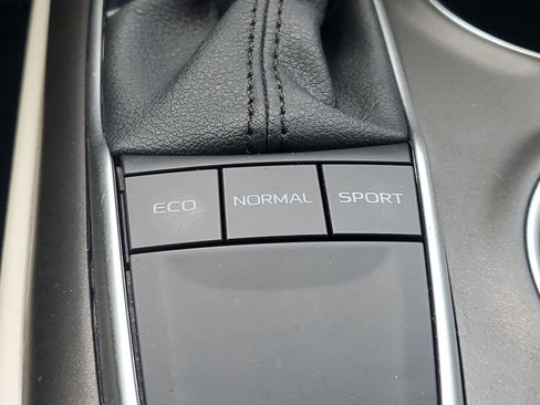 Certified 2024 Toyota Camry LE FWD image 30