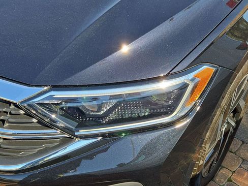 Used 2023 Volkswagen Jetta SEL image 10