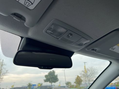 Used 2024 Mitsubishi Outlander Sport SE image 19