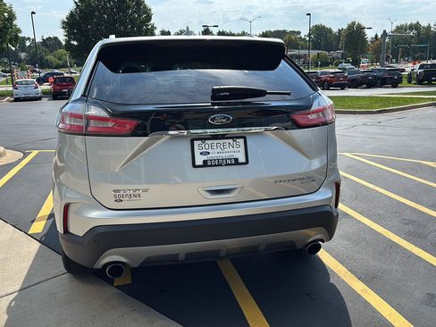 Used 2019 Ford Edge Titanium w/ Cold Weather Package AWD/4WD image 7