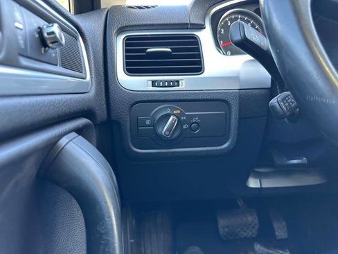 Used 2013 Volkswagen Touareg VR6 AWD/4WD image 34