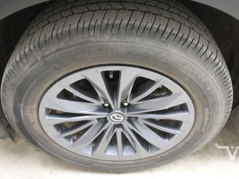 Used 2025 MAZDA CX-70 3.3 Turbo w/ Preferred Package AWD/4WD image 8