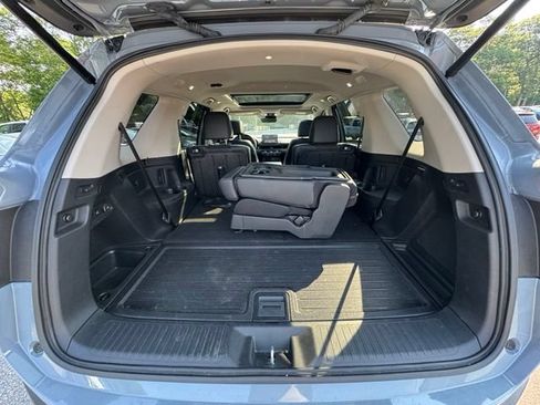 Used 2025 Honda Pilot Touring image 15