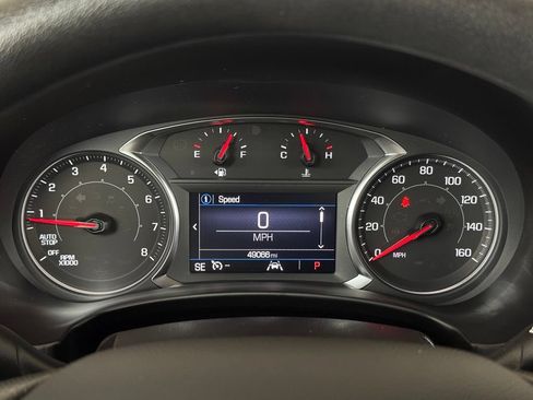 Used 2024 GMC Terrain SLE FWD image 29
