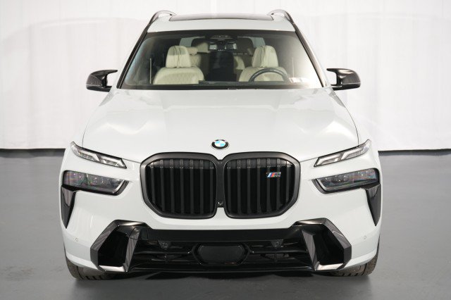 Used 2024 BMW X7 M60i w/ Executive Package AWD/4WD image 4