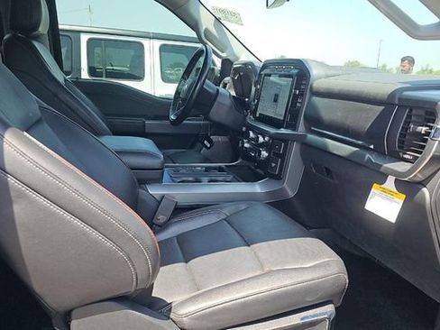 Used 2021 Ford F150 Lariat AWD/4WD image 4