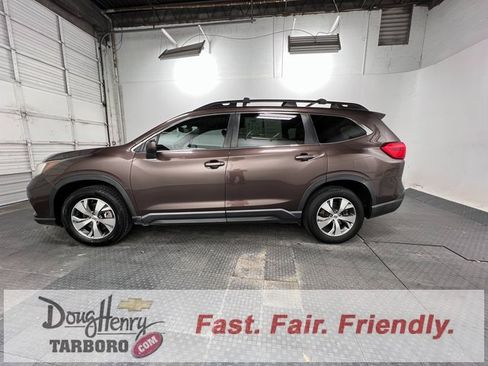 Used 2019 Subaru Ascent Premium image 5