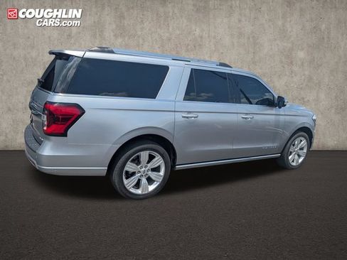 Used 2024 Ford Expedition Max Platinum AWD/4WD image 9