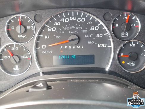Used 2025 Chevrolet Express 2500 w/ Driver Convenience Package RWD image 13