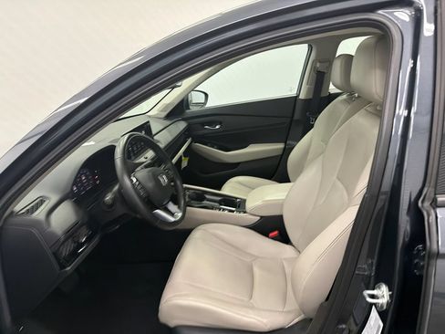 Used 2024 Honda Accord Touring image 9