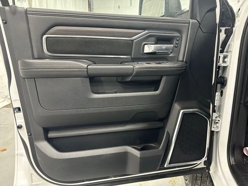 Used 2025 RAM 2500 Laramie image 8