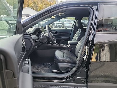 New 2026 Jeep Compass Limited AWD/4WD image 5