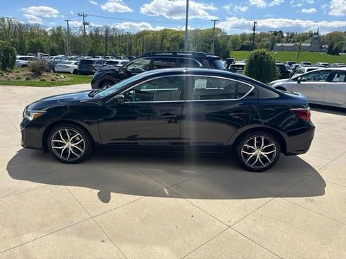 Used 2019 Acura ILX FWD image 4