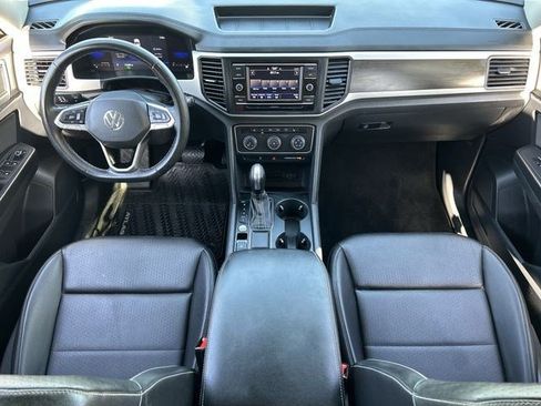 Used 2022 Volkswagen Atlas SE FWD image 13