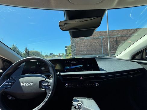Used 2023 Kia EV6 Wind RWD image 39