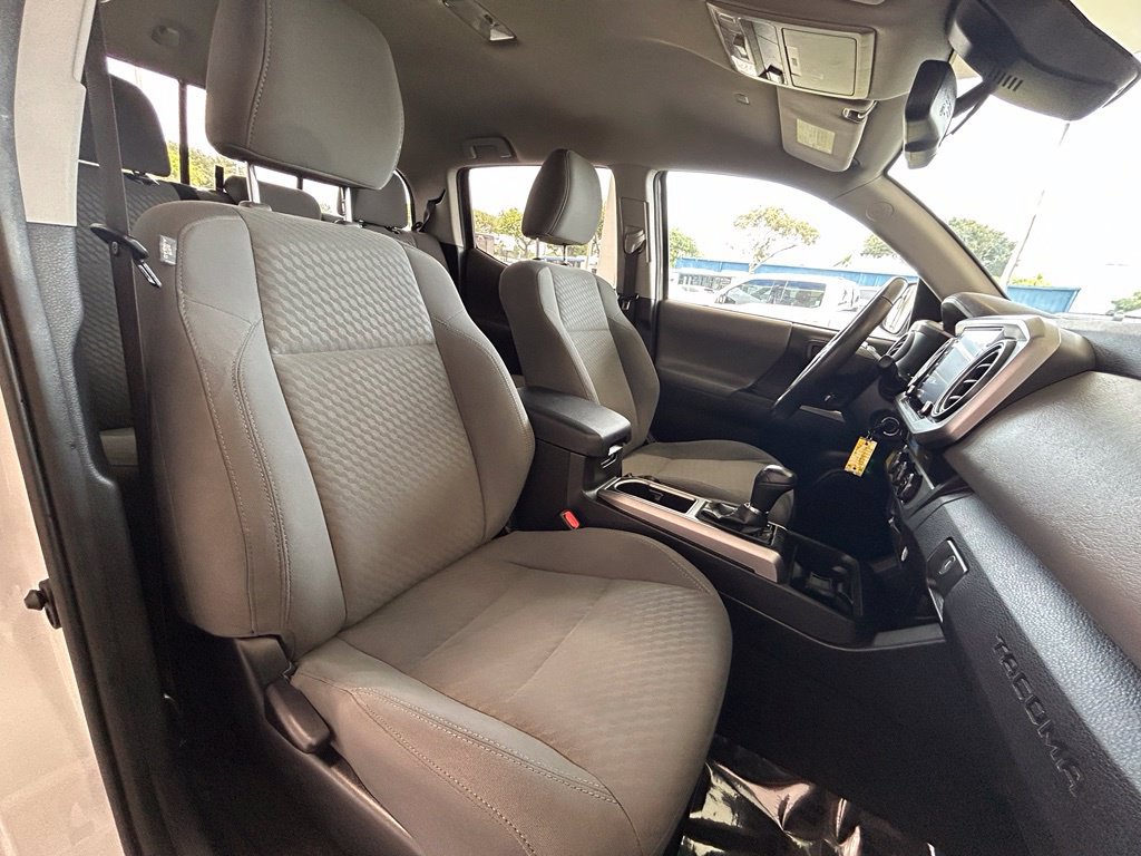 Used 2021 Toyota Tacoma SR5 RWD image 28