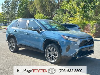 Used 2022 Toyota RAV4 SE w/ Convenience Package