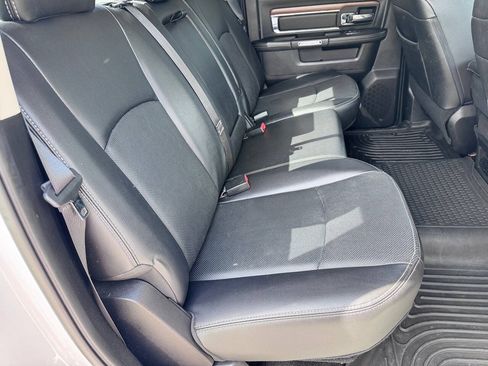 Used 2016 RAM 2500 Laramie w/ Convenience Group AWD/4WD image 17