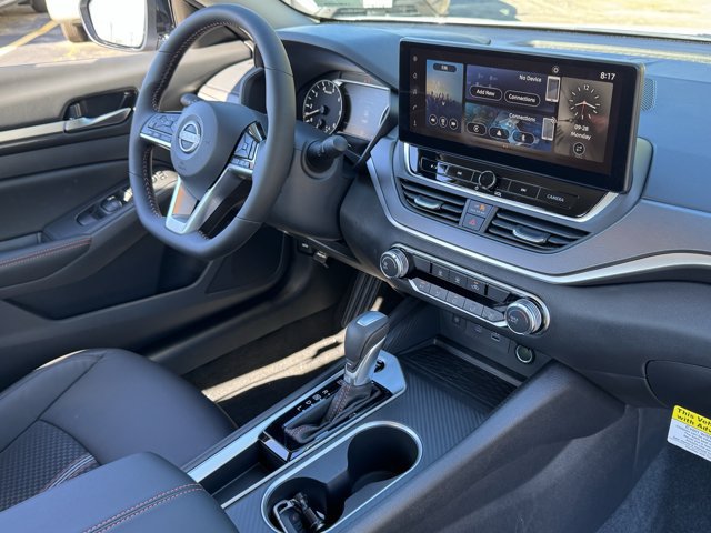 New 2026 Nissan Altima 2.5 SR FWD image 8