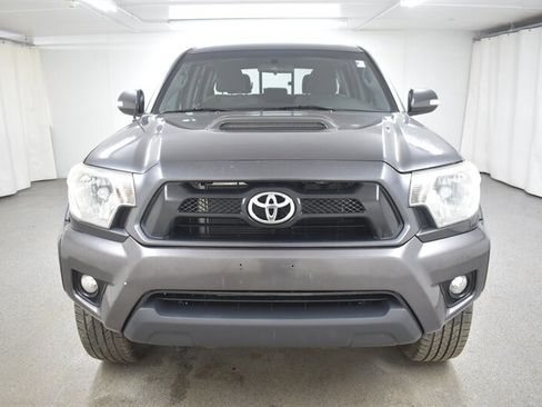 Used 2014 Toyota Tacoma PreRunner w/ TRD Sport Package image 2