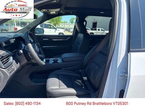 New 2026 GMC Acadia Elevation w/ Black Edition AWD/4WD image 9