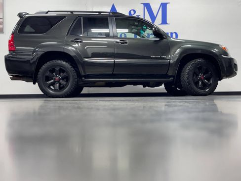 Used 2007 Toyota 4Runner Limited AWD/4WD image 4