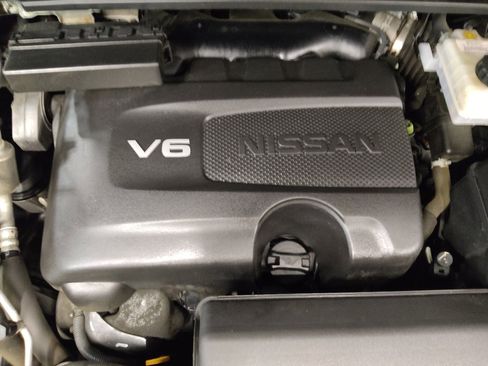 Used 2018 Nissan Pathfinder S AWD/4WD image 30