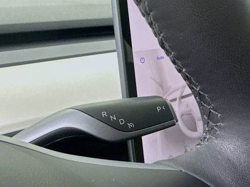 Used 2022 Tesla Model 3 image 15