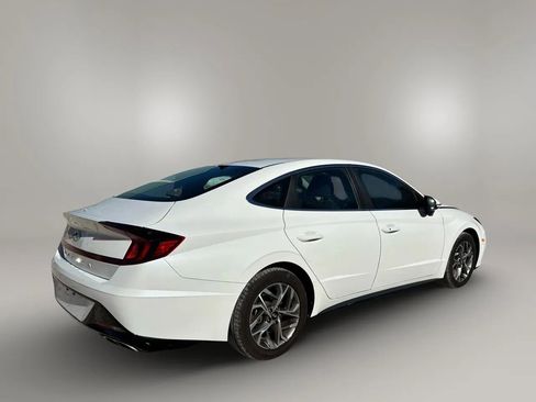 Used 2023 Hyundai Sonata SEL w/ Cargo Package image 4