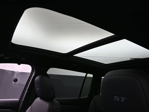 New 2026 Buick Enclave Sport Touring w/ Power Package image 25