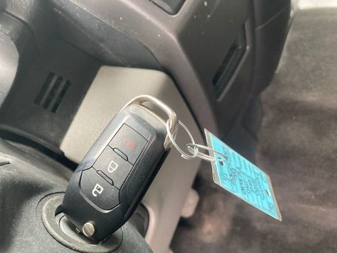 Used 2020 Ford F150 XLT AWD/4WD image 33