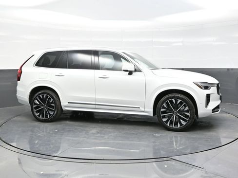 New 2026 Volvo XC90 T8 Plus w/ Protection Package Premier image 8