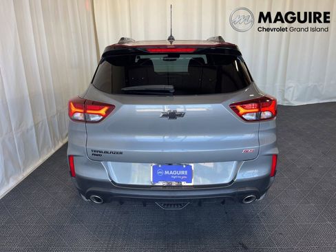 Used 2023 Chevrolet TrailBlazer RS w/ Sun and Liftgate Package AWD/4WD image 28