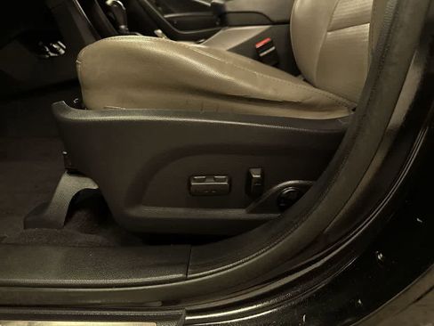 Used 2013 Hyundai Santa Fe Sport AWD/4WD image 23