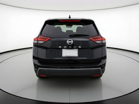 Used 2025 Nissan Rogue SV image 6