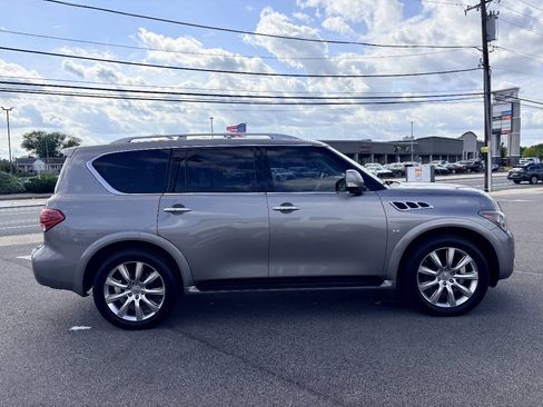 Used 2014 INFINITI QX80 4WD w/ Deluxe Touring Package image 7